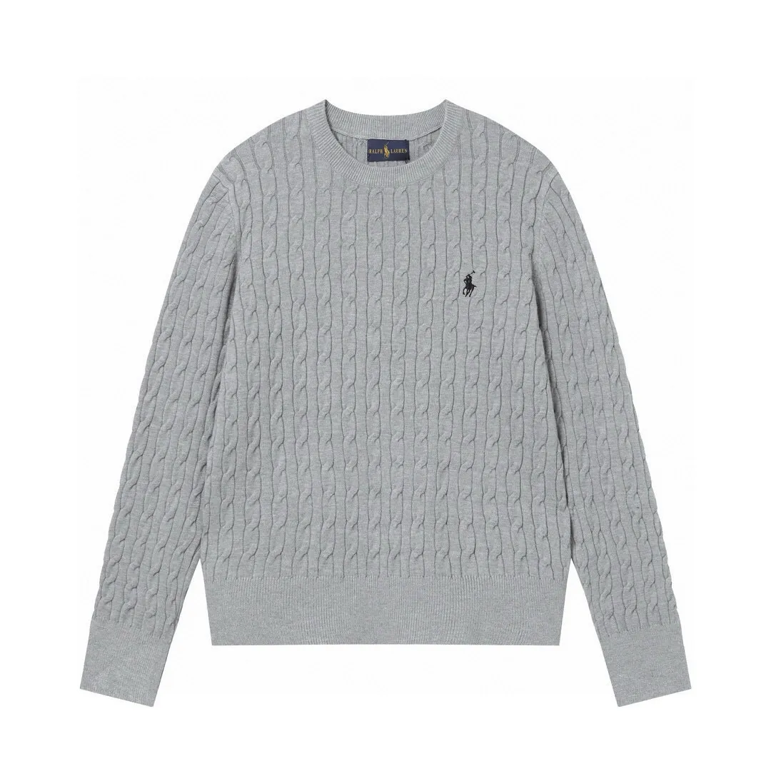 P186 Style No.: 601 -Ralph Lauren RL classic war horse logo embroidered pullover long-sleeved sweater on the chest -The item is made of custom-dyed and custom-spun yarn, purchased from the original version. A full set of customized accessories. Details determine success or failure. Heavy new autumn and winter product. High weight. Soft and delicate. The upper body effect is very nice. Loose fit. Women's model. -Color: white, gray, navy blue, red, khaki, blue, pink. -Sizes: S / M/ Ｌ S size 80-100 jins, M size 100-120 jins, Large size 120-135 jins